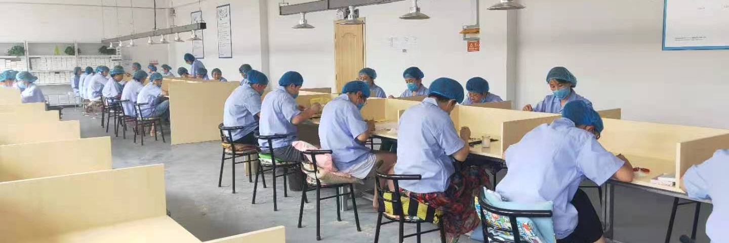 Pingdu Sparkling Eyelash® leidt de industrie-upgrade van de productie van valse wimpers in Shandong