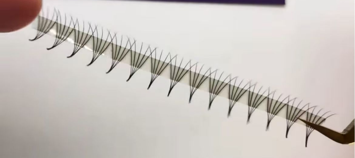 Qingdao Sparkling Eyelash leidt de industrie met innovatieve-premade fans met 0,07 mm ultra-lichtgewicht wimpers en C/D-krullen